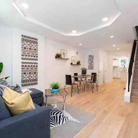 Brand New Home In South Philly!!! ฟิลาเดลเฟีย ภายนอก รูปภาพ