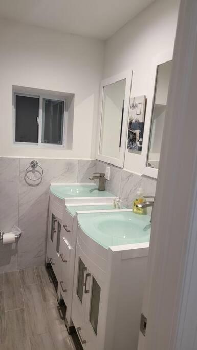 Brand New Home In South Philly!!! ฟิลาเดลเฟีย ภายนอก รูปภาพ